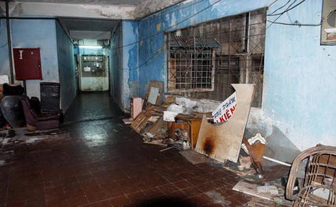 Cảnh sống lay lắt ở chung cư từng là bậc nhất Sài thành