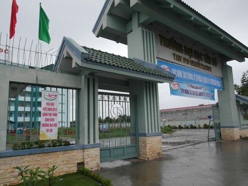 Hiệu trưởng ĐH Tây Đô thừa nhận ưu ái để Thu Thảo có 'mác' sinh viên