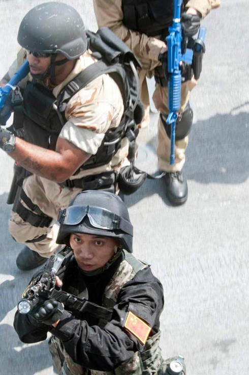 Xem đặc nhiệm Mỹ phối hợp chống cướp biển với Trung Quốc