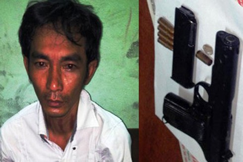 Nghịch tử rút súng bắn dọa cả nhà