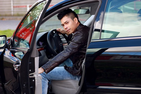 Michiyo Phạm Ngà mua xế sang tặng người yêu