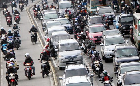 Indonesia thử nghiệm cấm xe máy ở thủ đô Jakarta - ảnh 1