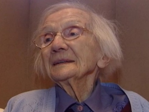 Cụ bà 109 tuổi chia sẻ bí quyết sống lâu: