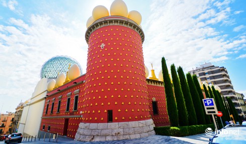 Chiêm ngưỡng 15 tòa nhà có kiến trúc kỳ quặc nhất thế giới - ảnh 15