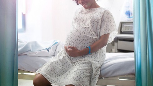 Mỹ: Lao động nữ không được nhận lương trong kỳ sinh nở - ảnh 1