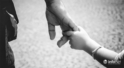 Mẹ đơn thân lên mạng