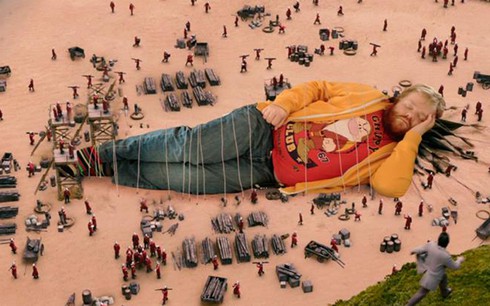 Nổi tiếng khắp thế giới vì... ngủ quên ở văn phòng - ảnh 3