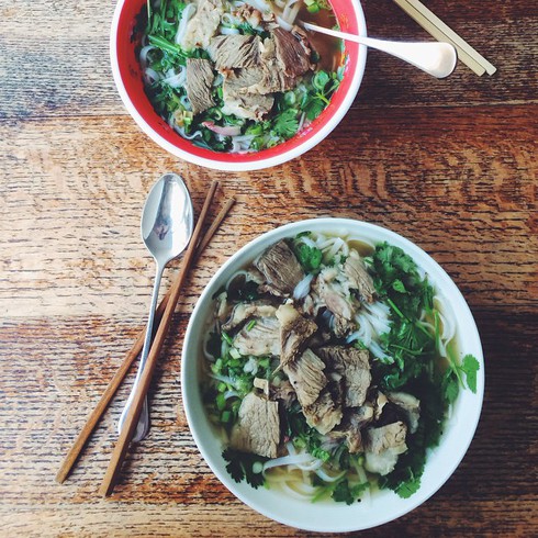 Báo Mỹ gợi ý 20 món ăn nhất định phải thử khi tới Việt Nam - ảnh 1