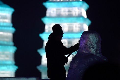 Rực rỡ lễ hội băng đăng quốc tế Cáp Nhĩ Tân - ảnh 15