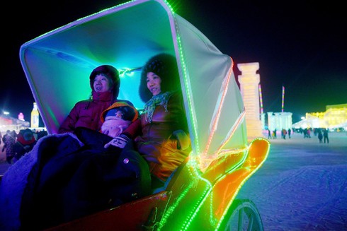 Rực rỡ lễ hội băng đăng quốc tế Cáp Nhĩ Tân - ảnh 8