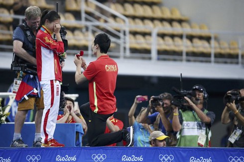 VĐV Trung Quốc cầu hôn bạn gái ngay tại Thế vận hội Olympic Rio 2016 - ảnh 1