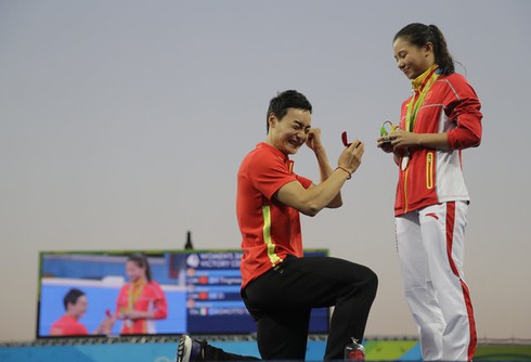 VĐV Trung Quốc cầu hôn bạn gái ngay tại Thế vận hội Olympic Rio 2016 - ảnh 2