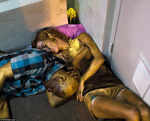 Những mảnh đời éo le đằng sau sự hào nhoáng của Las Vegas - ảnh 6