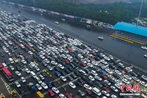 Gần 600 triệu người Trung Quốc ùn ùn đi du lịch dịp quốc khánh - ảnh 4