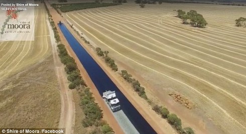 Xem người Úc xây gần 5 km đường trong 2 ngày - ảnh 1