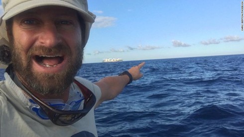 Đóng ván lướt thành thuyền, một mình vượt Đại Tây Dương - ảnh 2