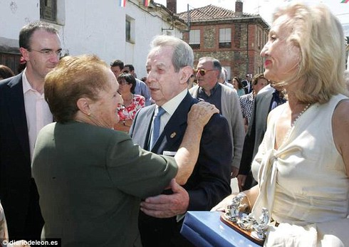 Hy hữu chuyện cả làng thành triệu phú sau một đêm - ảnh 1