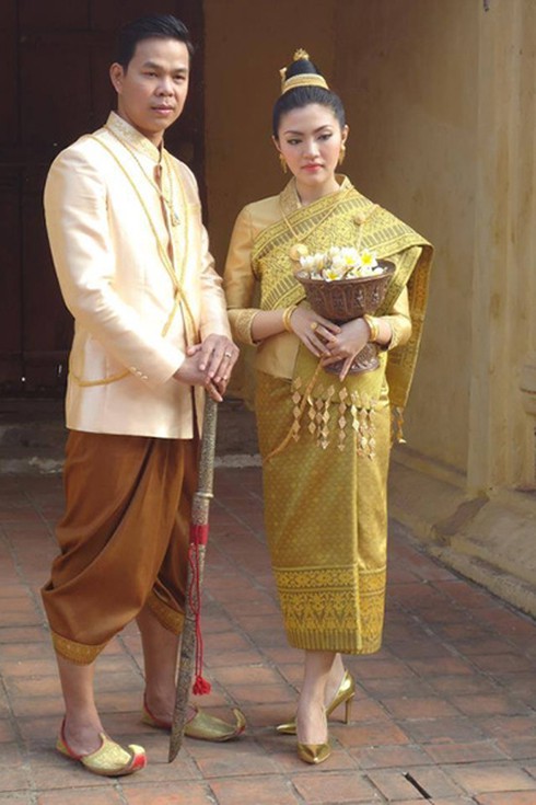 Trang phục truyền thống của người Lào có gì đặc biệt?