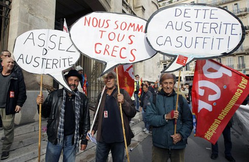 Biểu tình 'chống khắc khổ' bùng phát khắp châu Âu - ảnh 4