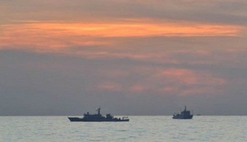 Trung Quốc cho phép cảnh sát biển tấn công tàu nước ngoài - ảnh 1
