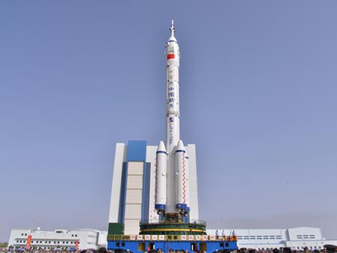 Trung Quốc nâng cấp tên lửa đẩy chở tàu vũ trụ nặng 130 tấn - ảnh 1