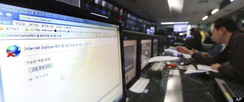 Hàn Quốc đào tạo 5.000 chiến binh mạng chống Triều Tiên - ảnh 1