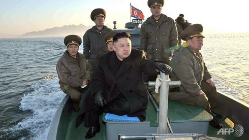 Kim Jong-un lần thứ 3 thị sát đảo tiền tiêu - ảnh 1