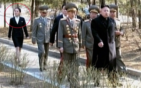 Triều Tiên: Em gái Kim Jong-un lo hậu cần cho anh trai - ảnh 1