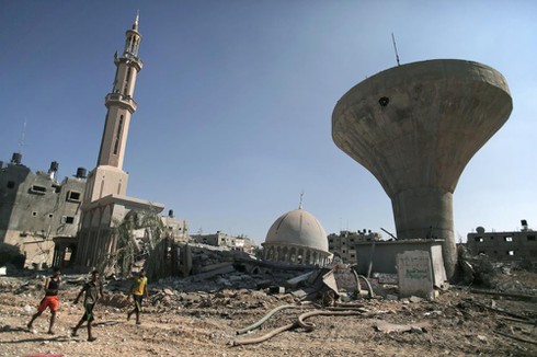 Hơn 100 dân thường Gaza thiệt mạng khi Israel truy tìm 1 binh sĩ - ảnh 5