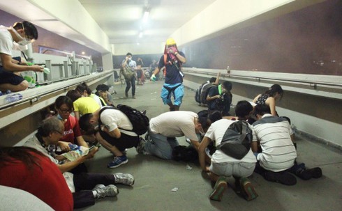 Biểu tình Hong Kong: Trường học, ngân hàng đóng cửa, giao thông loạn - ảnh 3