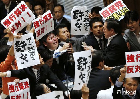 Nhật Bản thông qua luật cho phép tham chiến ở nước ngoài - ảnh 1