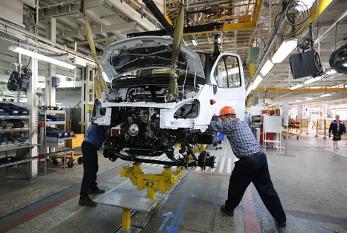 Bloomberg: Giá dầu mỏ thách thức sự tự tin của ông Putin - ảnh 1