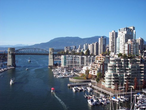 Dân Canada: Hãy cấm người Trung Quốc mua nhà - ảnh 1