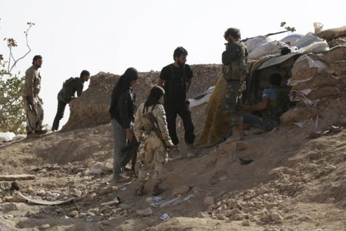 Nga giảm không kích, quân chính phủ Syria đẩy mạnh tấn công bộ binh - ảnh 1