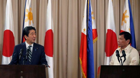 Nhật Bản muốn Philippines duy trì liên minh với Mỹ - ảnh 1
