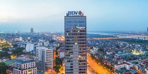 Ngân hàng è cổ gánh chi phí hoạt động và dự phòng nợ xấu - ảnh 1