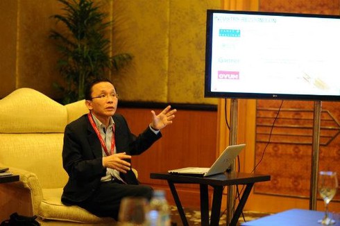 Doanh nghiệp cạnh tranh công nghệ số, người tiêu dùng hưởng lợi - ảnh 1