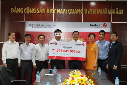 Phó TGĐ Vietlott: Việc trả thưởng giải đặc biệt là có thật, người trúng thưởng là có thật - ảnh 1