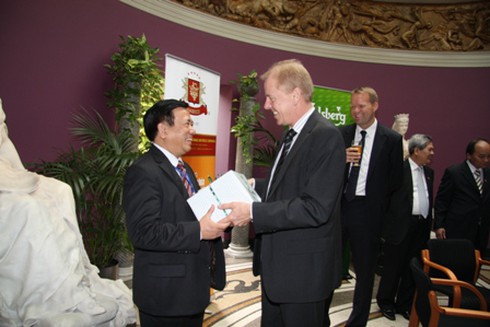 Bất thường phía sau vụ sếp Carlsberg “dìm hàng” cổ phiếu Habeco? - ảnh 1