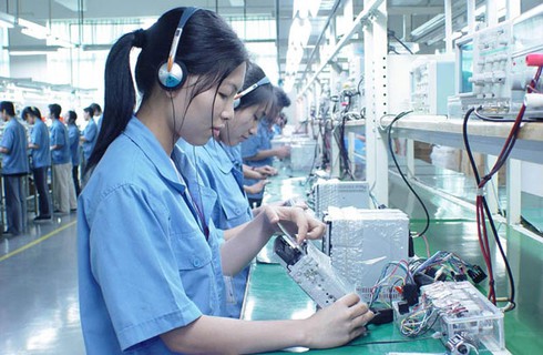 Hỗ trợ lao động mất việc trong tái cơ cấu DNNN bình quân 37,86 triệu đồng/người - ảnh 1