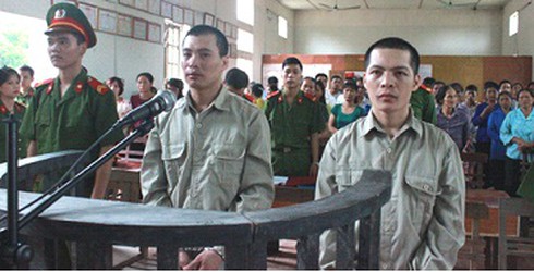 Cảnh giác với trò lừa đảo yêu đương rủ đi mua sắm ở biên giới - ảnh 1