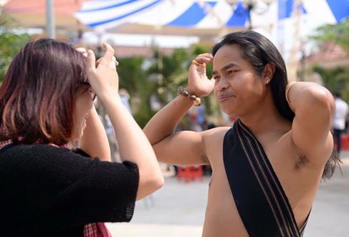 Shop TIN 19/3: Đốt lúa tế trời/ Sợ Bộ trưởng hứa suông... - ảnh 15