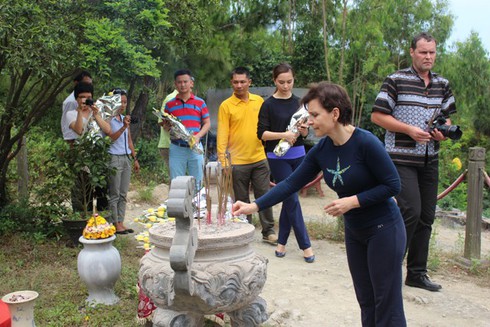 Shop TIN 12/5: HÃY LÀM SẠCH BIỂN - ảnh 10