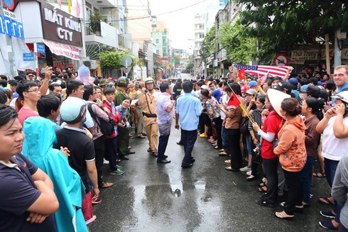 Shop TIN 25/5: TT Obama: Sự thân thiện của người Việt Nam chạm tới trái tim tôi - ảnh 11