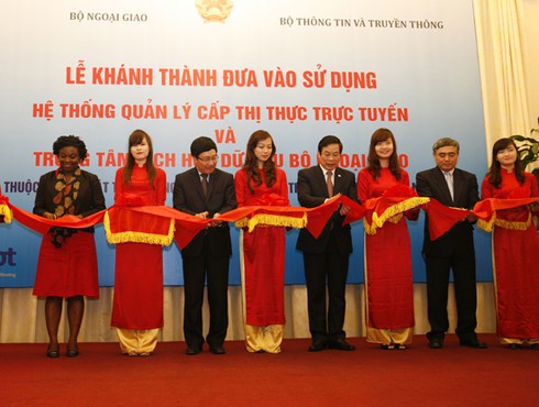 Việt Nam khánh thành hệ thống quản lý cấp thị thực trực tuyến - ảnh 1