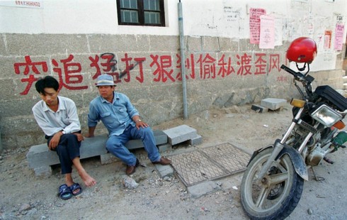 Chính sách 1 con khiến mại dâm và buôn bán phụ nữ tăng ở Trung Quốc - ảnh 2