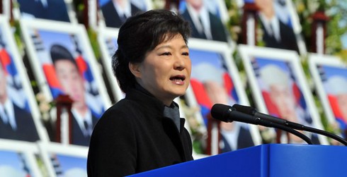 Tin thế giới 18h30: Ly khai bắt lính Ukraine diễu phố - ảnh 4