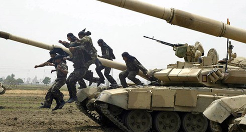 Ấn Độ hối hả ‘bảo vệ các vị trí chiến lược’ biên giới - ảnh 2