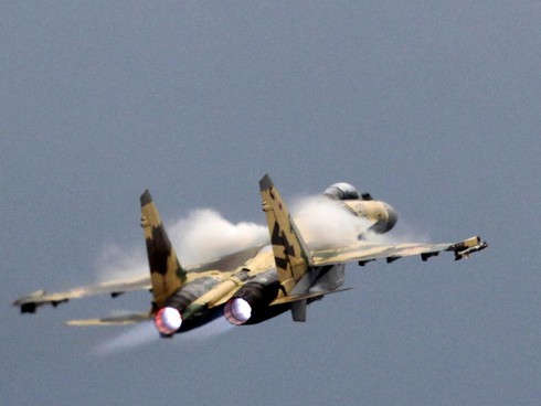 Khám phá sức mạnh đáng sợ của tiêm kích Su-35 - ảnh 14