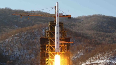 Tên lửa Triều Tiên dùng linh kiện của Mỹ, Anh - LHQ 'bối rối' - ảnh 1